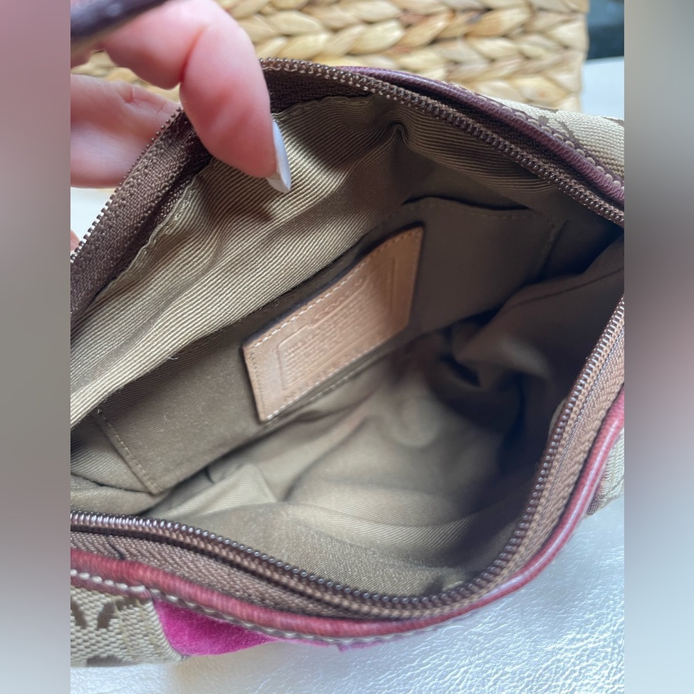 Coach Vintage Mini Hobo Bag in Signature Jacquard Canvas & Pink and Berry Suede - Picture 14 of 17
